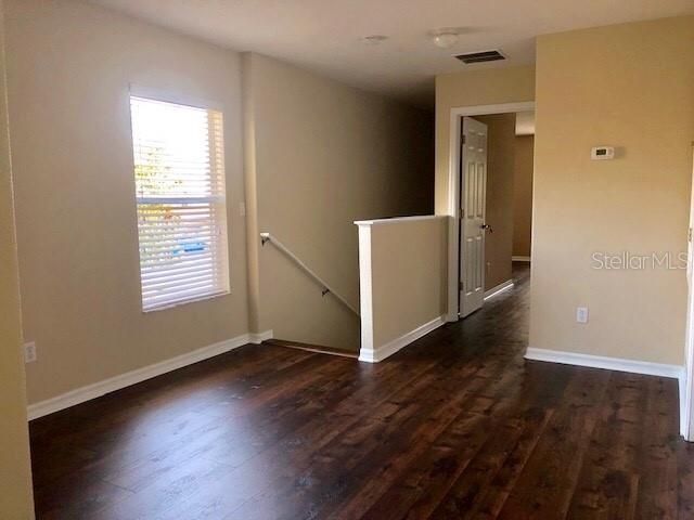 En Renta: $2,450 (3 camas, 2 baños, 1828 Pies cuadrados)
