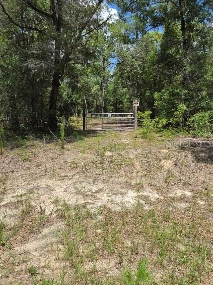 На продажу: $29,000 (0.48 acres)
