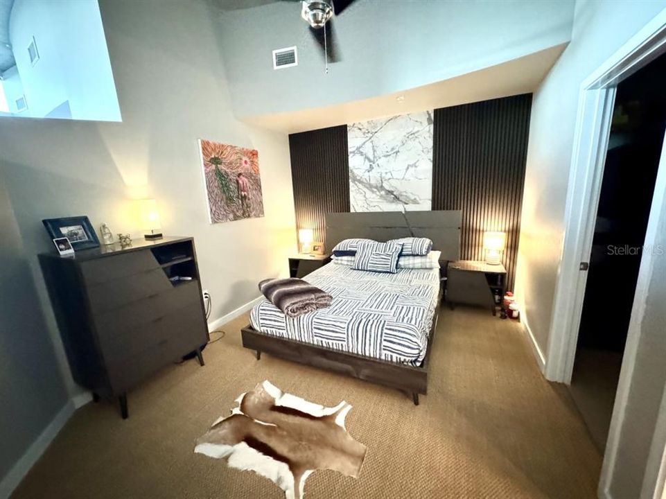 На продажу: $449,990 (1 спален, 1 ванн, 696 Квадратных фут)