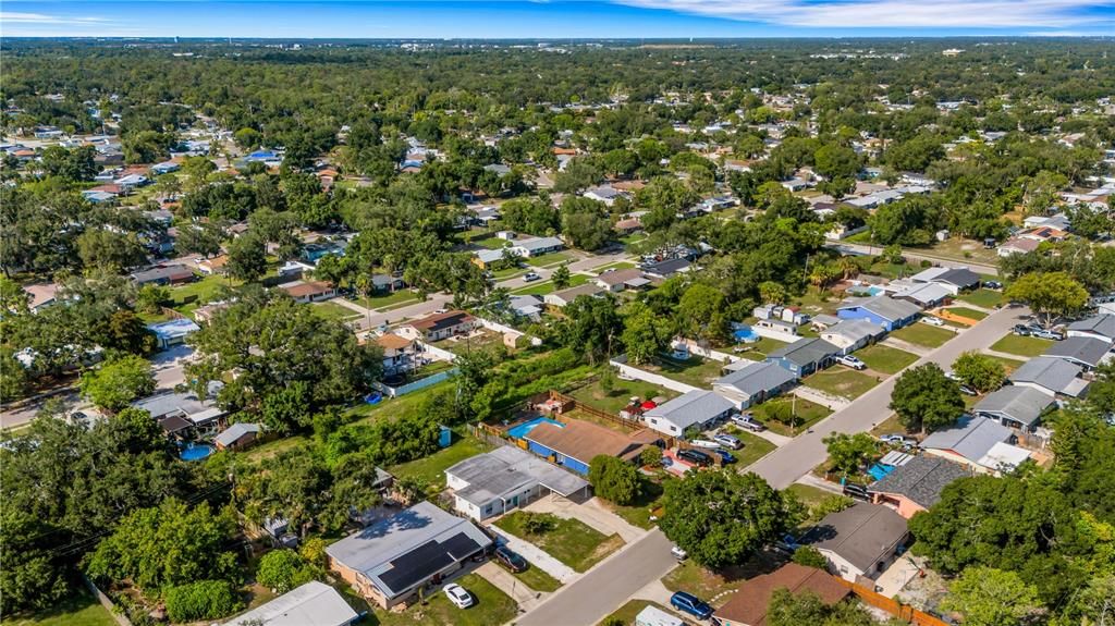 На продажу: $349,900 (3 спален, 2 ванн, 1345 Квадратных фут)