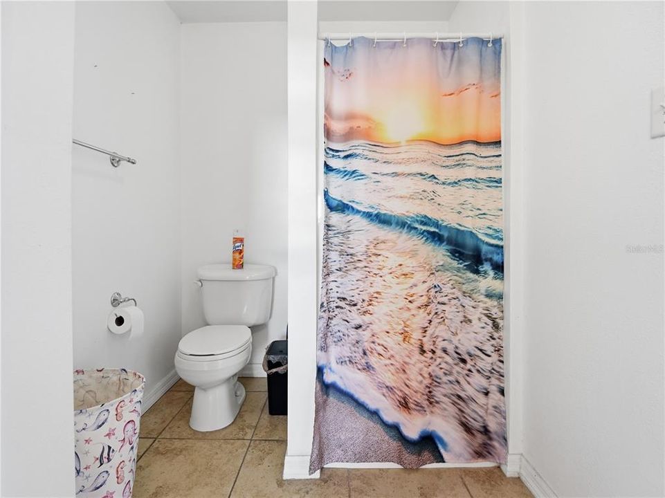 En Venta: $320,000 (3 camas, 3 baños, 1644 Pies cuadrados)