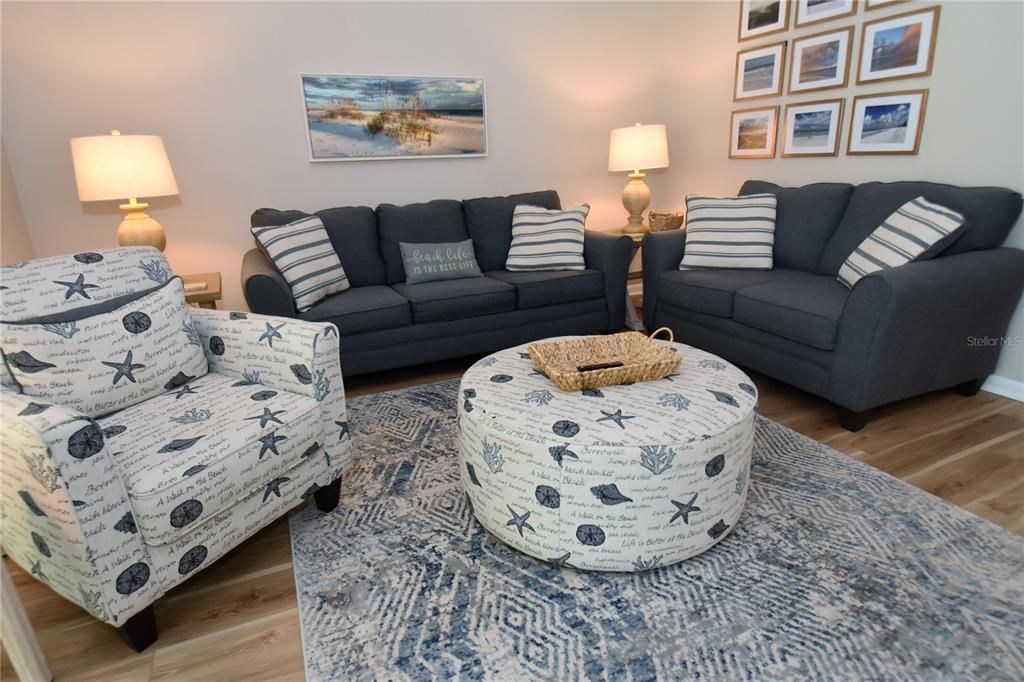 For Rent: $2,000 (2 beds, 2 baths, 1112 Square Feet)