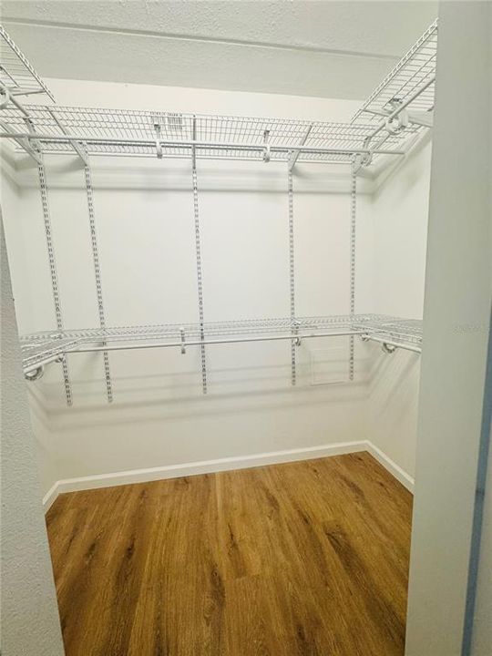 For Rent: $1,895 (2 beds, 2 baths, 879 Square Feet)