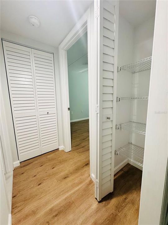 For Rent: $1,895 (2 beds, 2 baths, 879 Square Feet)