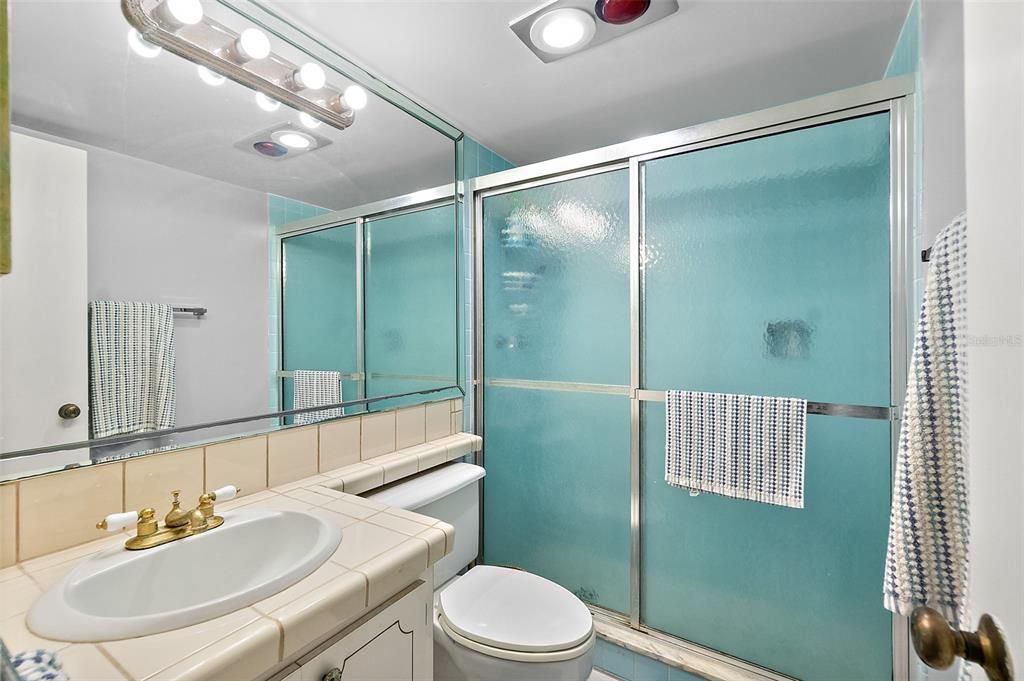 На продажу: $399,900 (3 спален, 3 ванн, 1533 Квадратных фут)