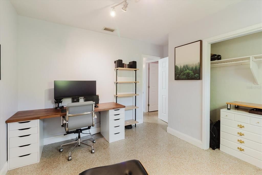En Venta: $375,000 (3 camas, 2 baños, 1558 Pies cuadrados)