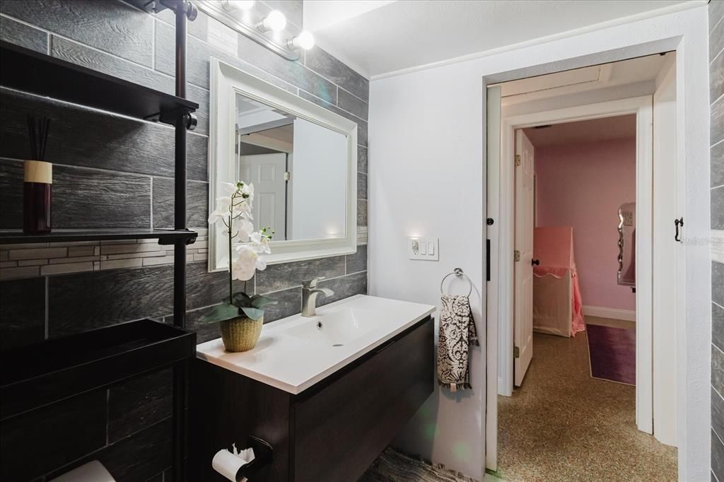 En Venta: $375,000 (3 camas, 2 baños, 1558 Pies cuadrados)