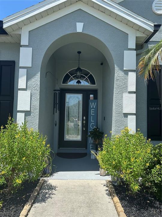 For Sale: $499,850 (4 beds, 2 baths, 1987 Square Feet)
