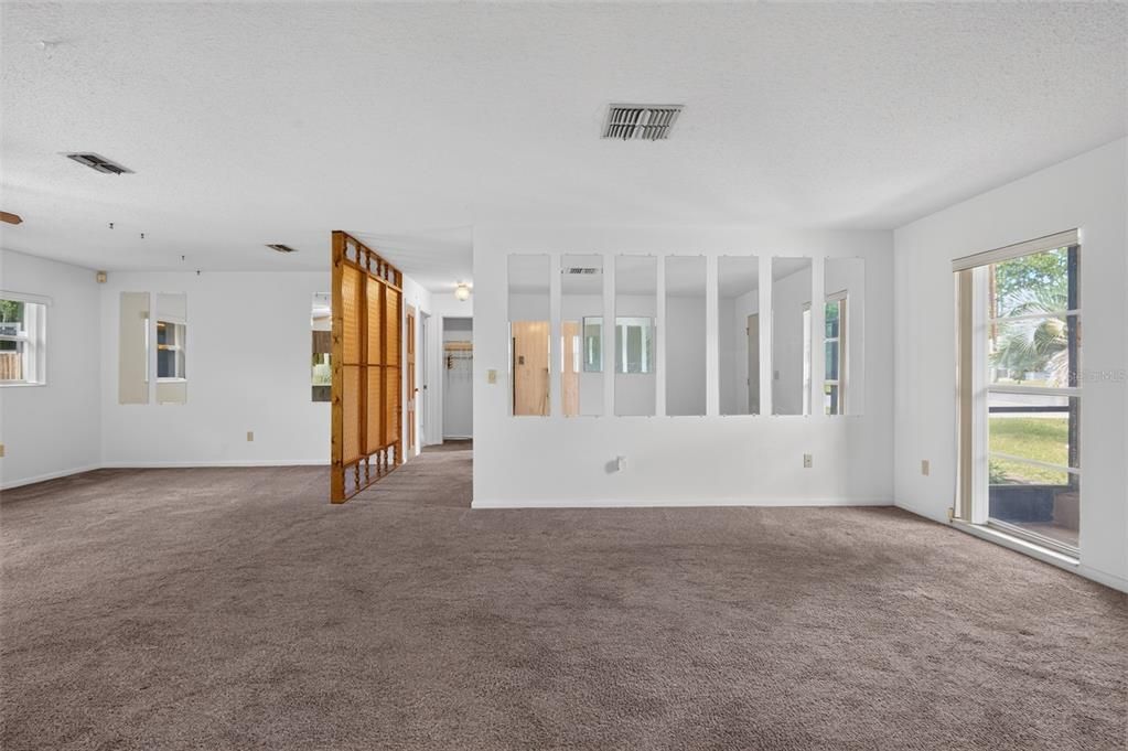 For Sale: $239,900 (2 beds, 2 baths, 1436 Square Feet)