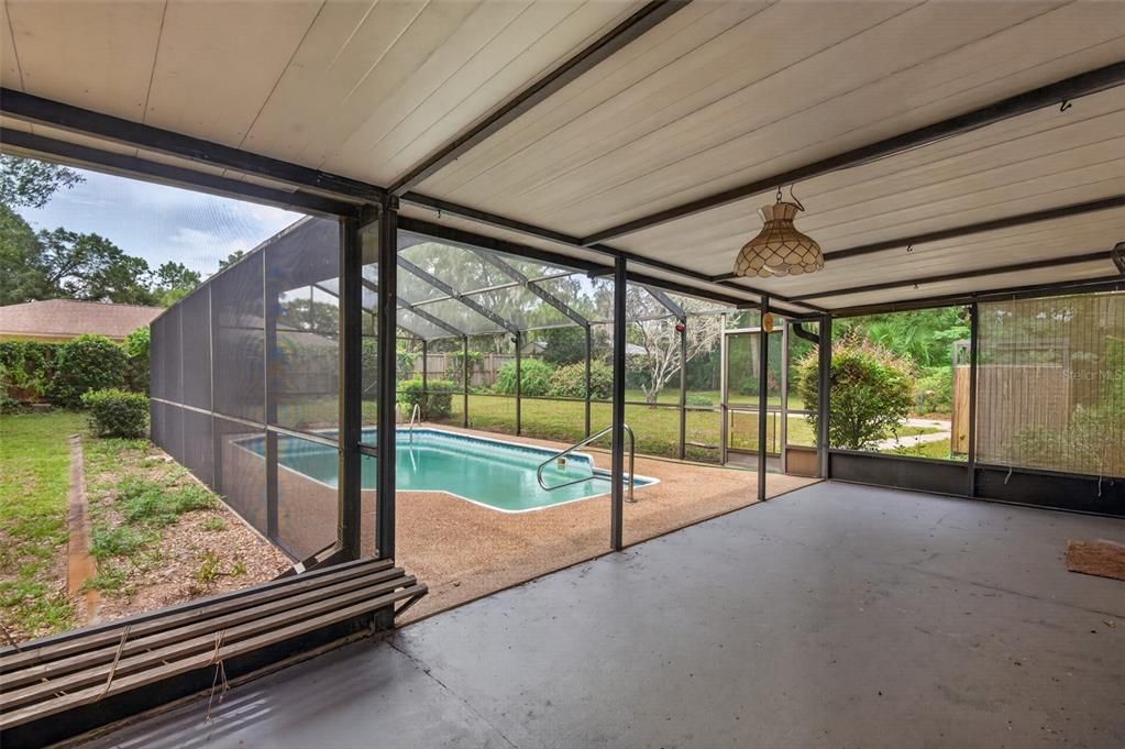 For Sale: $239,900 (2 beds, 2 baths, 1436 Square Feet)