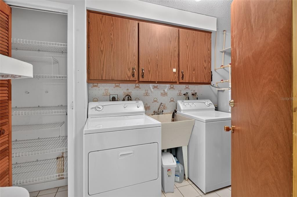 For Sale: $239,900 (2 beds, 2 baths, 1436 Square Feet)