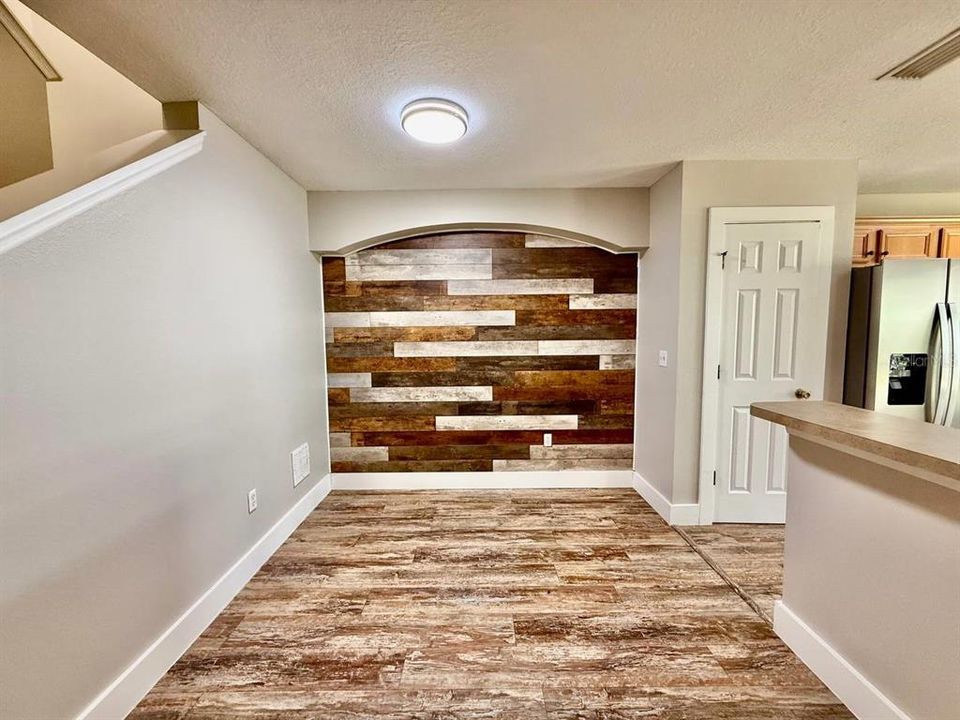 For Rent: $1,900 (3 beds, 2 baths, 1558 Square Feet)