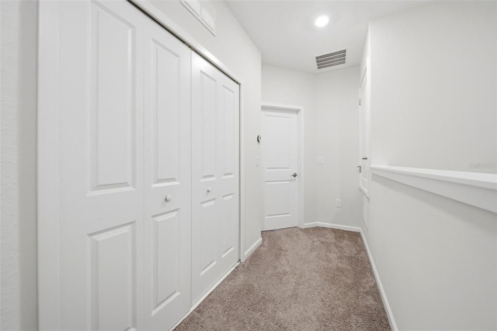 En Venta: $340,000 (3 camas, 2 baños, 1685 Pies cuadrados)