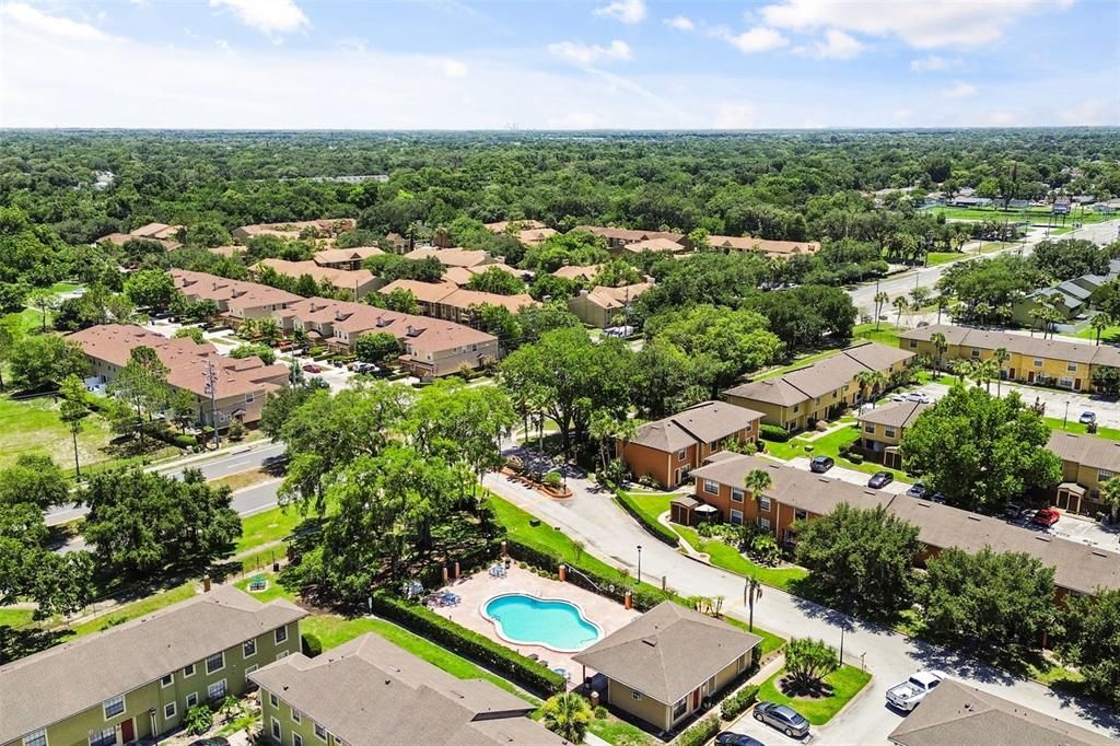 For Sale: $179,900 (2 beds, 2 baths, 1031 Square Feet)