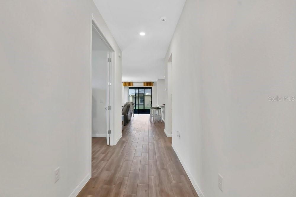 На продажу: $425,000 (2 спален, 2 ванн, 1822 Квадратных фут)
