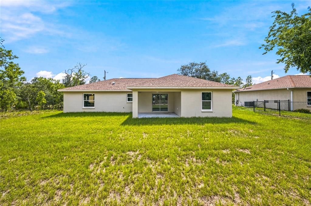 На продажу: $289,000 (3 спален, 2 ванн, 1587 Квадратных фут)