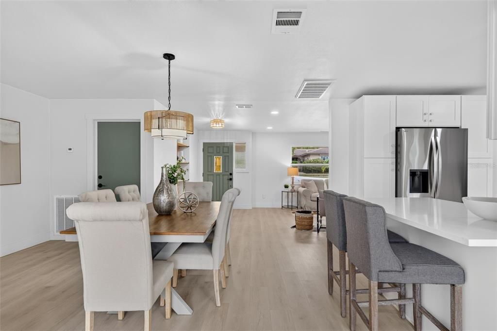 For Sale: $589,000 (3 beds, 2 baths, 1563 Square Feet)