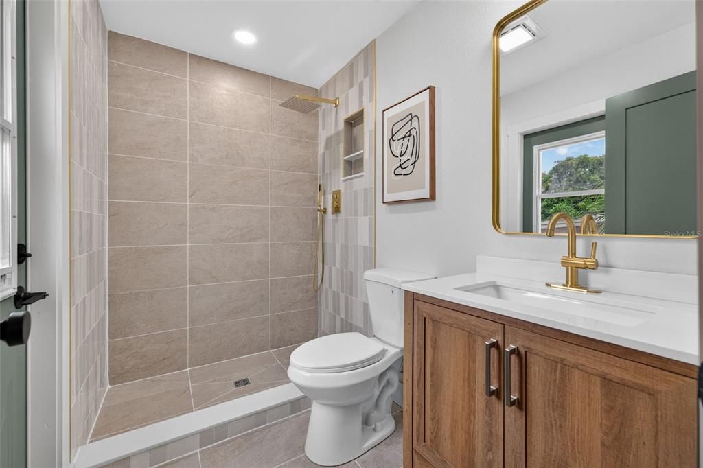 For Sale: $589,000 (3 beds, 2 baths, 1563 Square Feet)