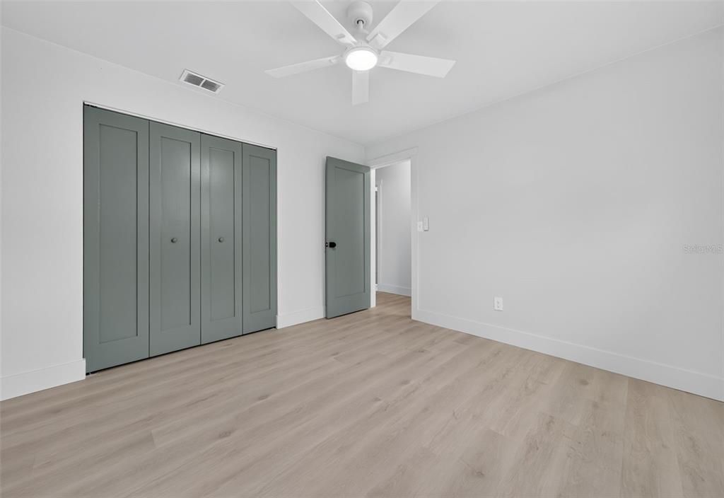 For Sale: $589,000 (3 beds, 2 baths, 1563 Square Feet)
