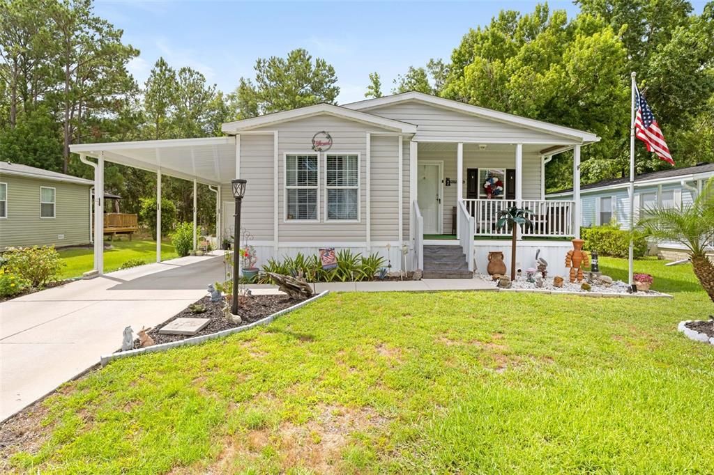 For Sale: $225,000 (2 beds, 2 baths, 1338 Square Feet)