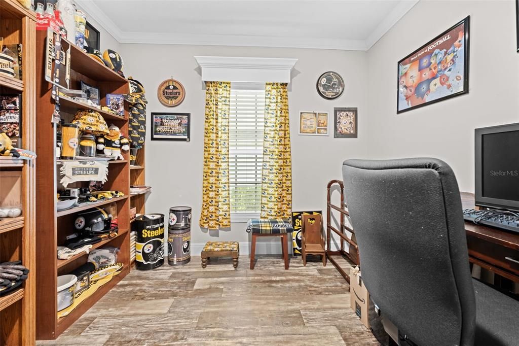 For Sale: $225,000 (2 beds, 2 baths, 1338 Square Feet)