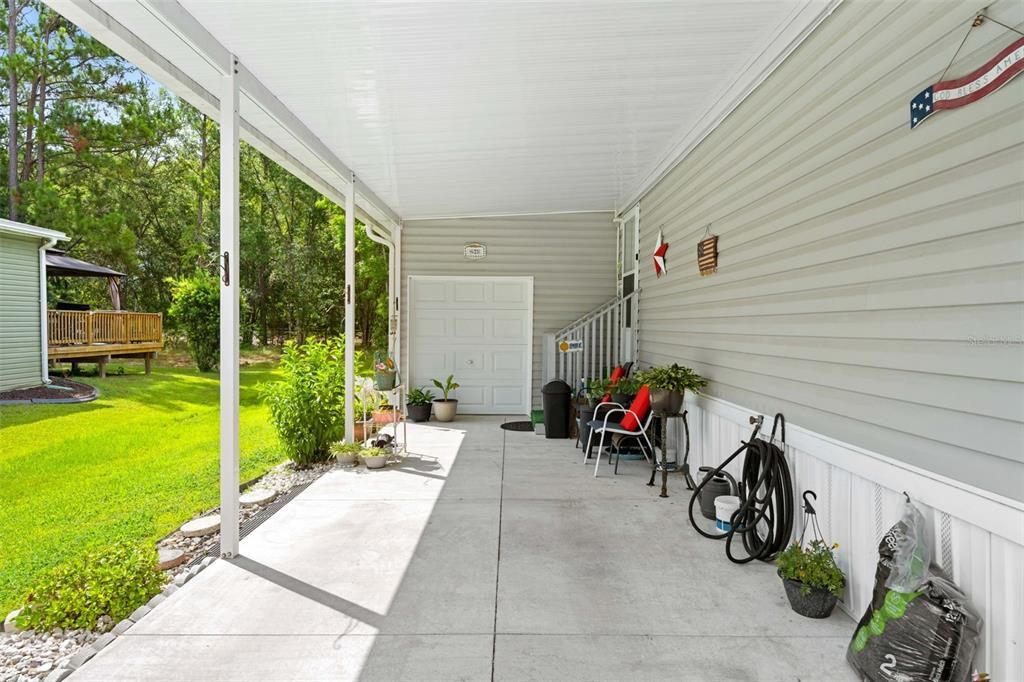 For Sale: $225,000 (2 beds, 2 baths, 1338 Square Feet)
