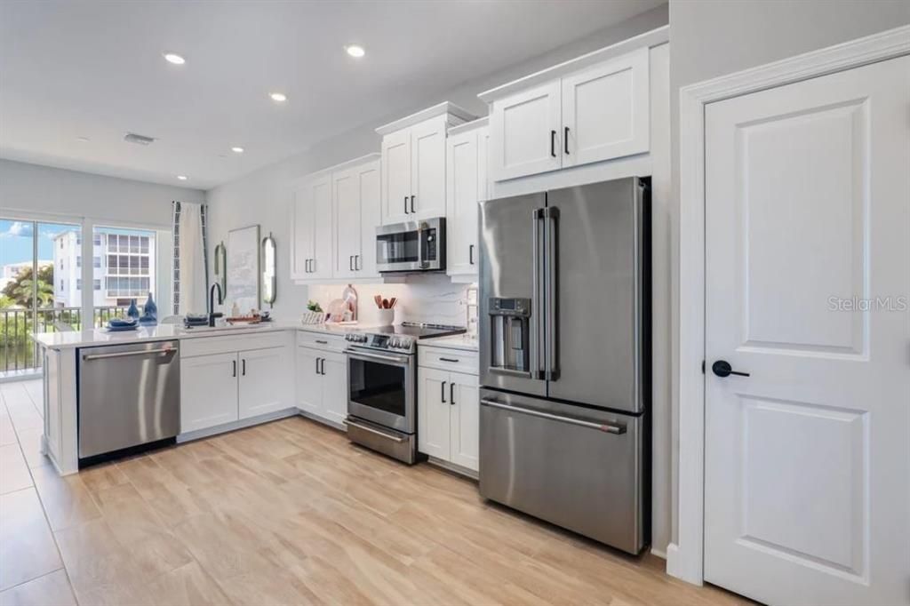 For Sale: $540,000 (4 beds, 3 baths, 1867 Square Feet)