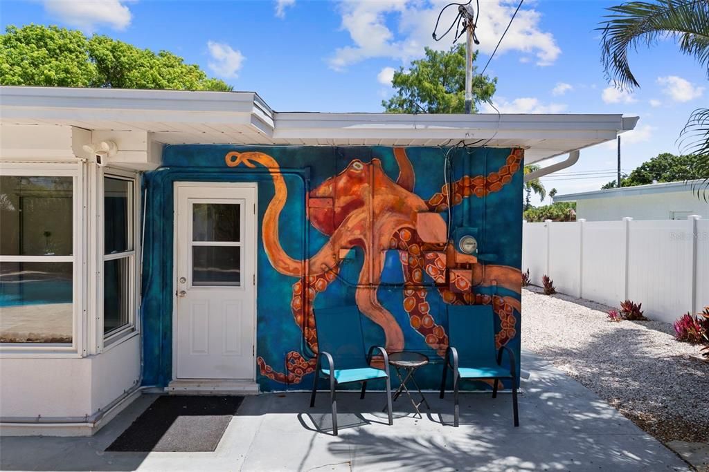 : $525,000 (3 beds, 2 baths, 1475 Square Feet)