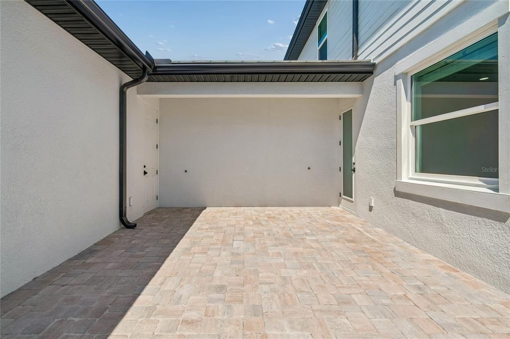 На продажу: $399,990 (3 спален, 2 ванн, 1702 Квадратных фут)