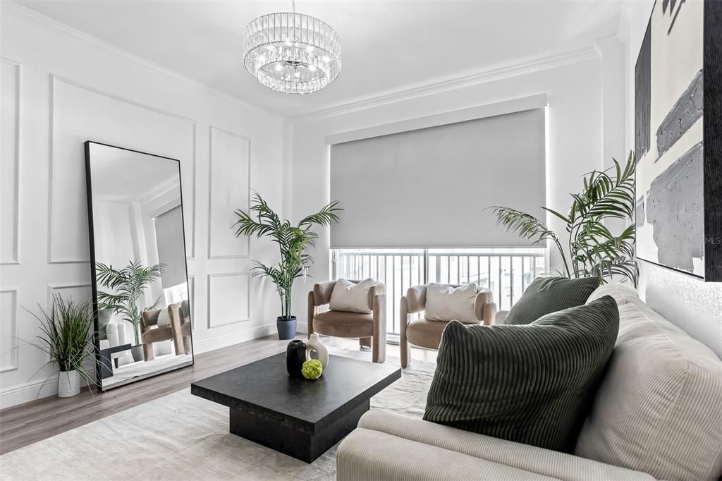 For Sale: $525,000 (2 beds, 2 baths, 1009 Square Feet)