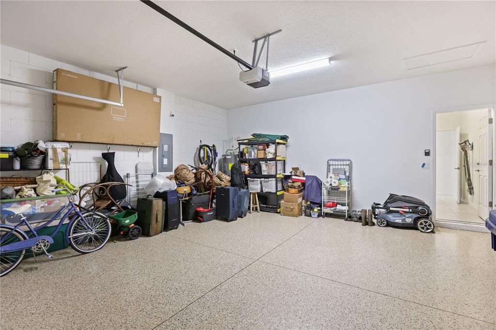 На продажу: $375,000 (4 спален, 3 ванн, 2209 Квадратных фут)