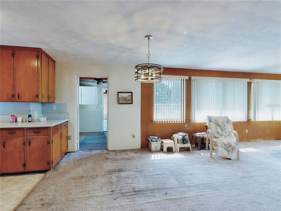 En Venta: $315,000 (3 camas, 3 baños, 1556 Pies cuadrados)