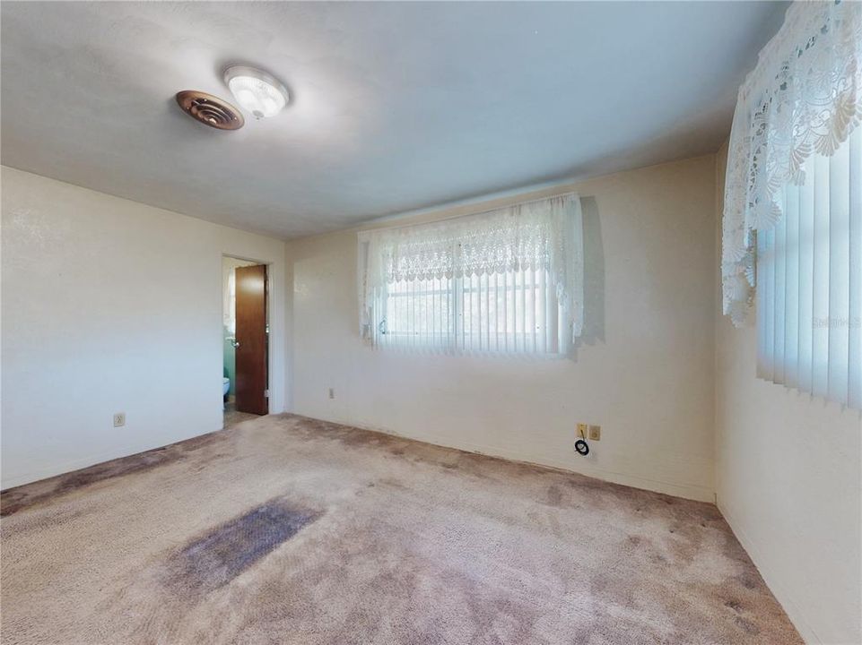 En Venta: $315,000 (3 camas, 3 baños, 1556 Pies cuadrados)