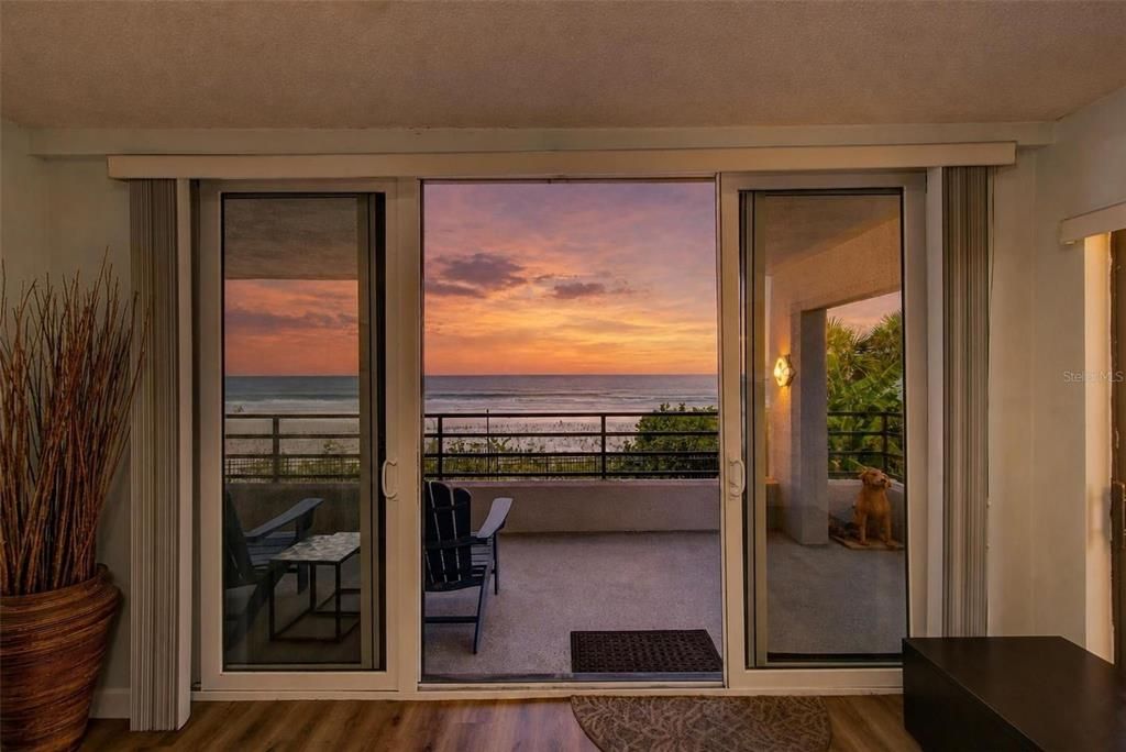 En Venta: $1,075,000 (2 camas, 2 baños, 1450 Pies cuadrados)