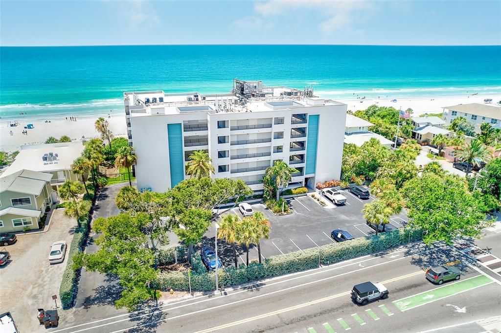 En Venta: $1,075,000 (2 camas, 2 baños, 1450 Pies cuadrados)