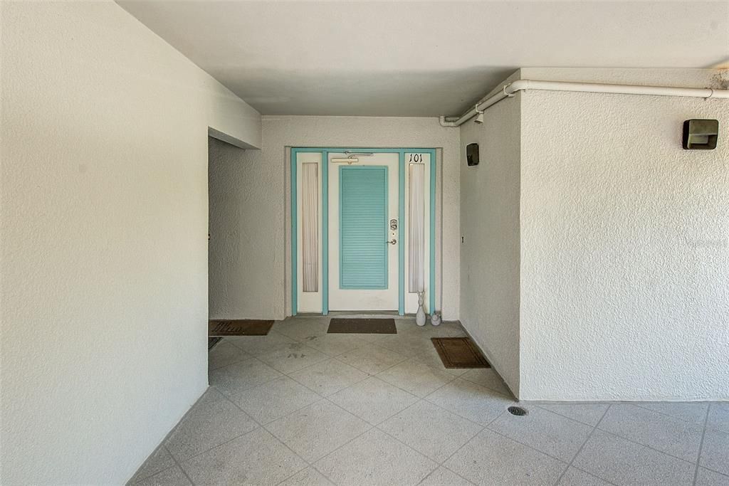 En Venta: $1,075,000 (2 camas, 2 baños, 1450 Pies cuadrados)