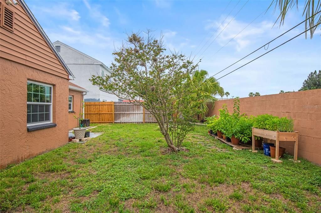 En Venta: $389,900 (3 camas, 2 baños, 1192 Pies cuadrados)