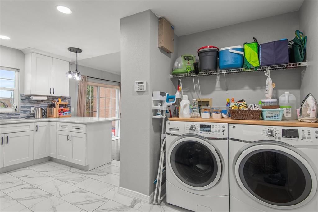En Venta: $389,900 (3 camas, 2 baños, 1192 Pies cuadrados)