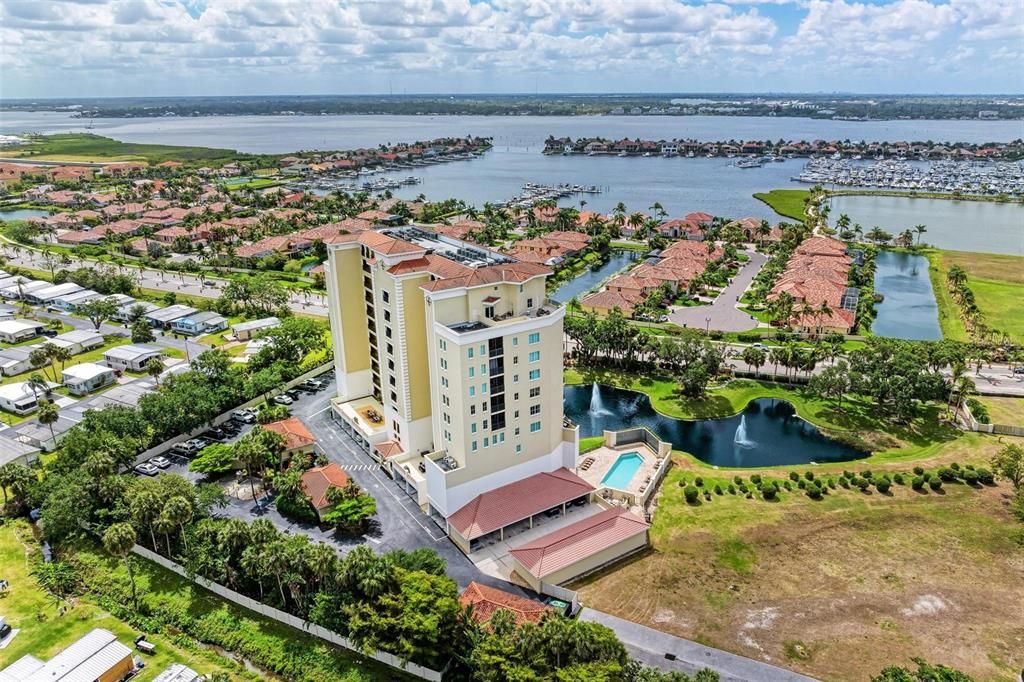 En Venta: $395,000 (2 camas, 2 baños, 1543 Pies cuadrados)