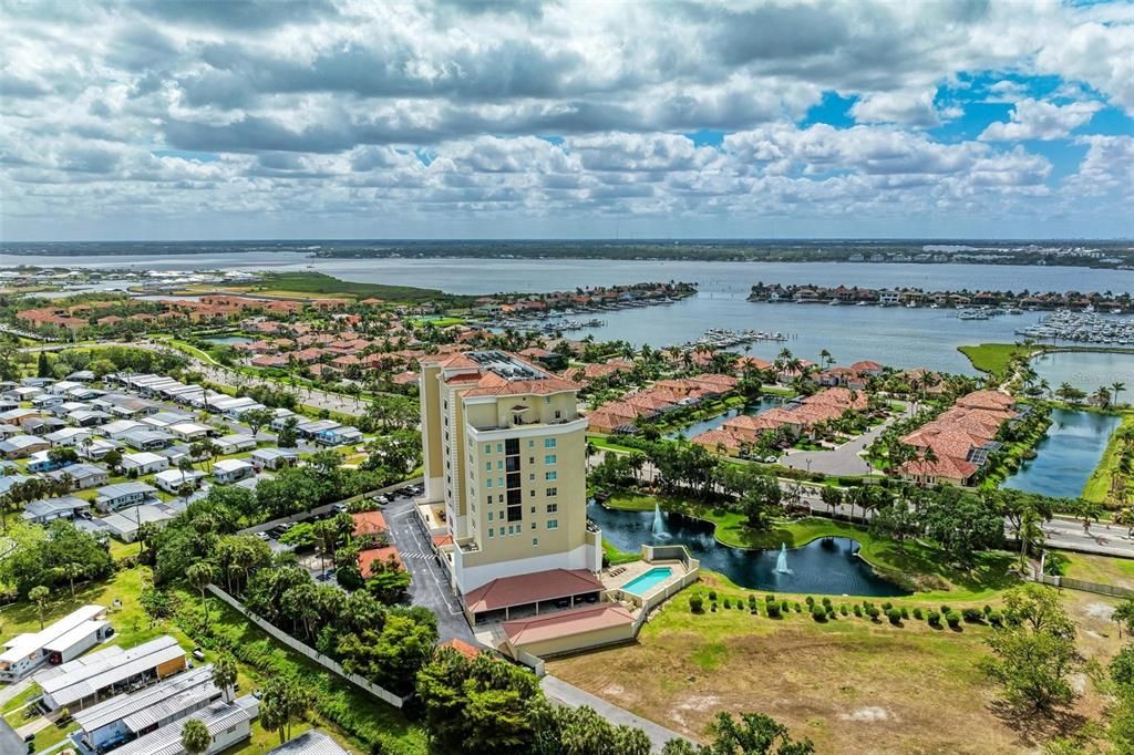 En Venta: $395,000 (2 camas, 2 baños, 1543 Pies cuadrados)