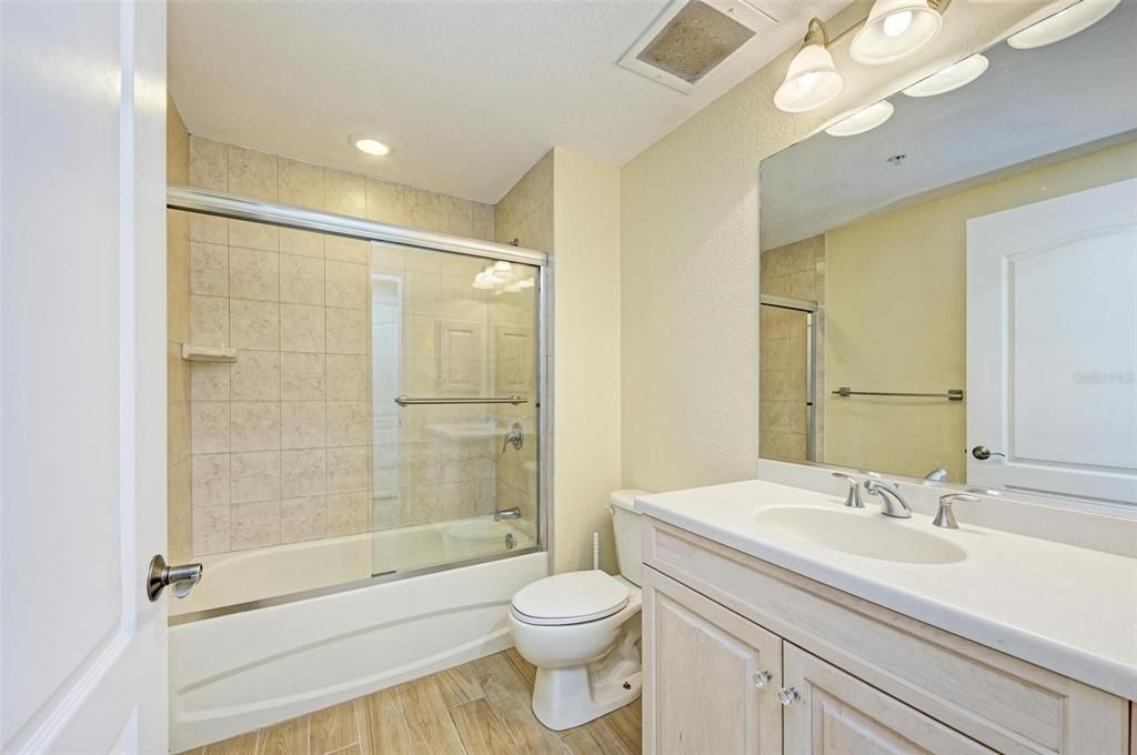 En Venta: $395,000 (2 camas, 2 baños, 1543 Pies cuadrados)