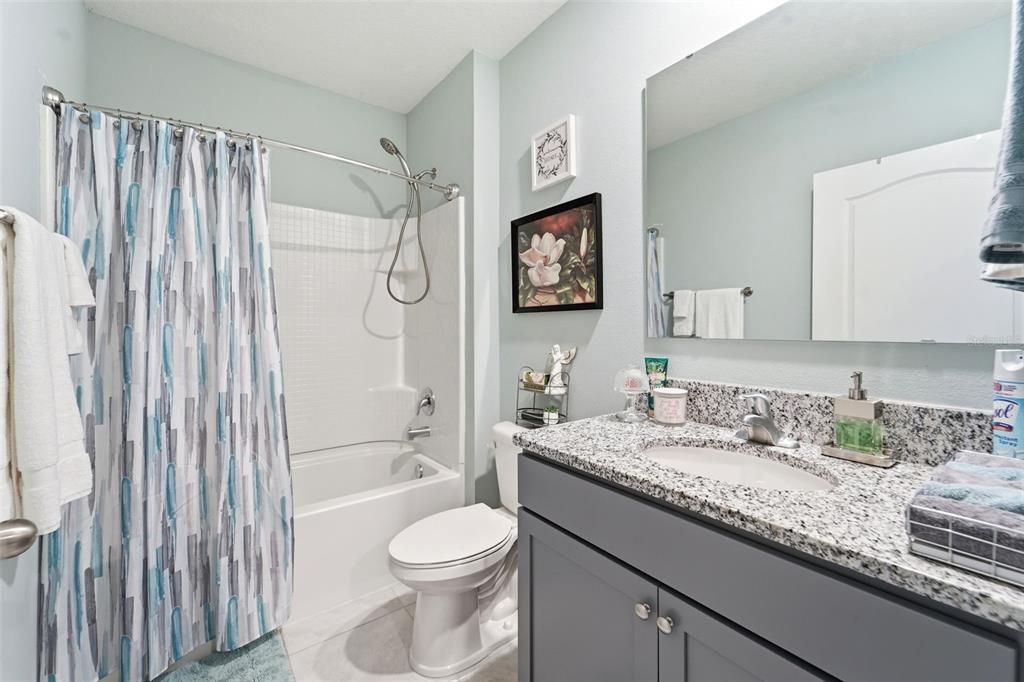 For Sale: $379,900 (4 beds, 2 baths, 1867 Square Feet)