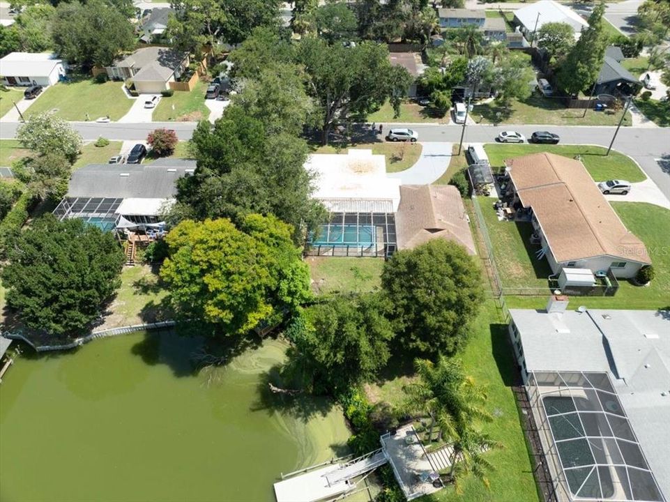 En Venta: $480,000 (4 camas, 2 baños, 1968 Pies cuadrados)