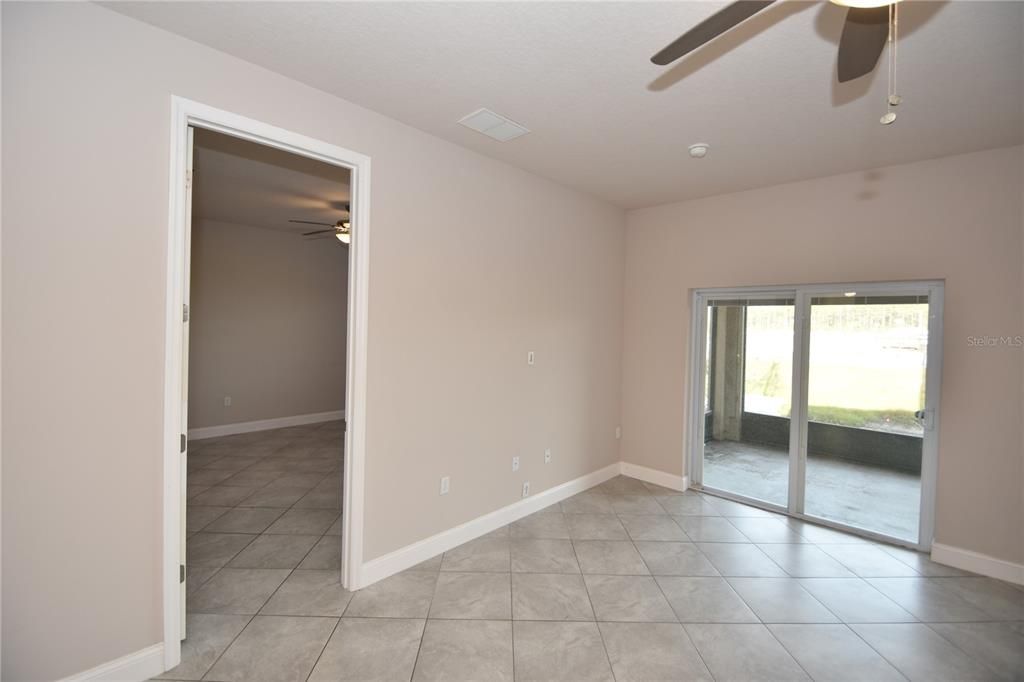 For Rent: $1,950 (4 beds, 2 baths, 1492 Square Feet)