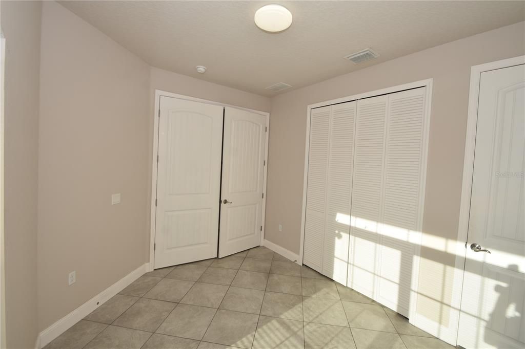 For Rent: $1,950 (4 beds, 2 baths, 1492 Square Feet)
