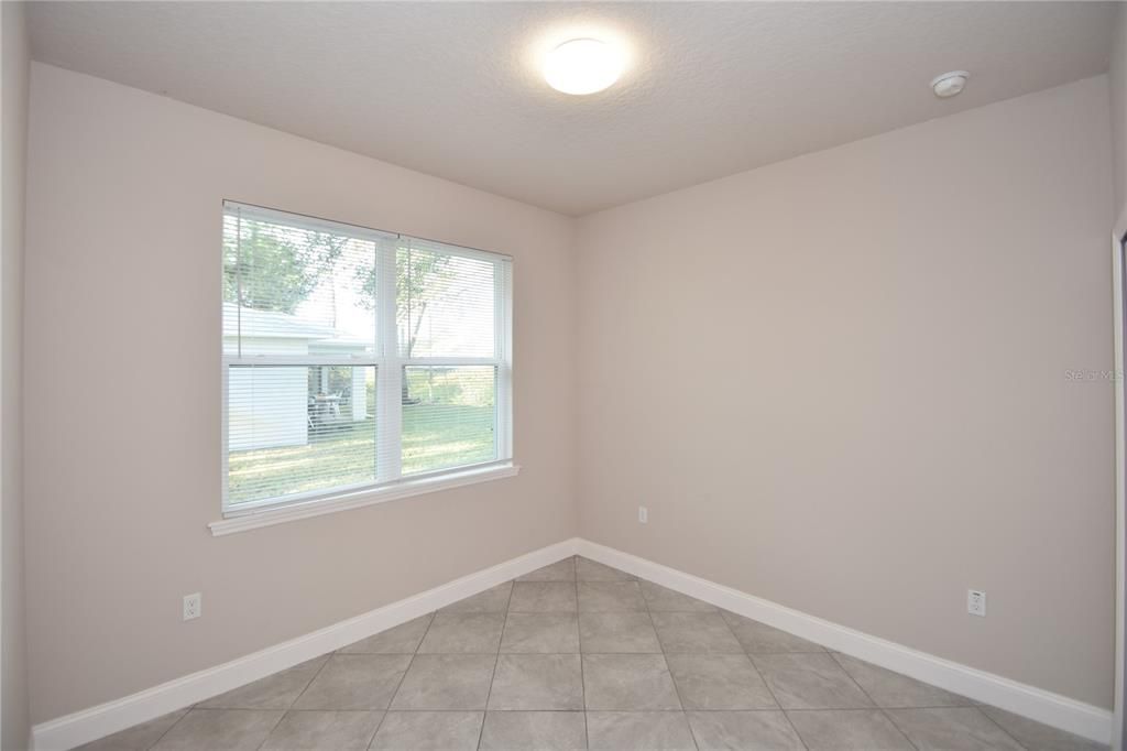 For Rent: $1,950 (4 beds, 2 baths, 1492 Square Feet)
