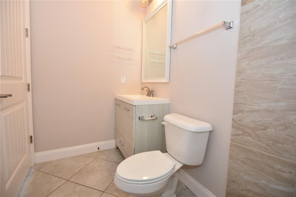For Rent: $1,950 (4 beds, 2 baths, 1492 Square Feet)
