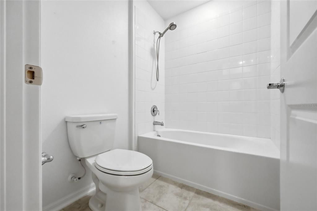 На продажу: $525,000 (5 спален, 2 ванн, 2898 Квадратных фут)