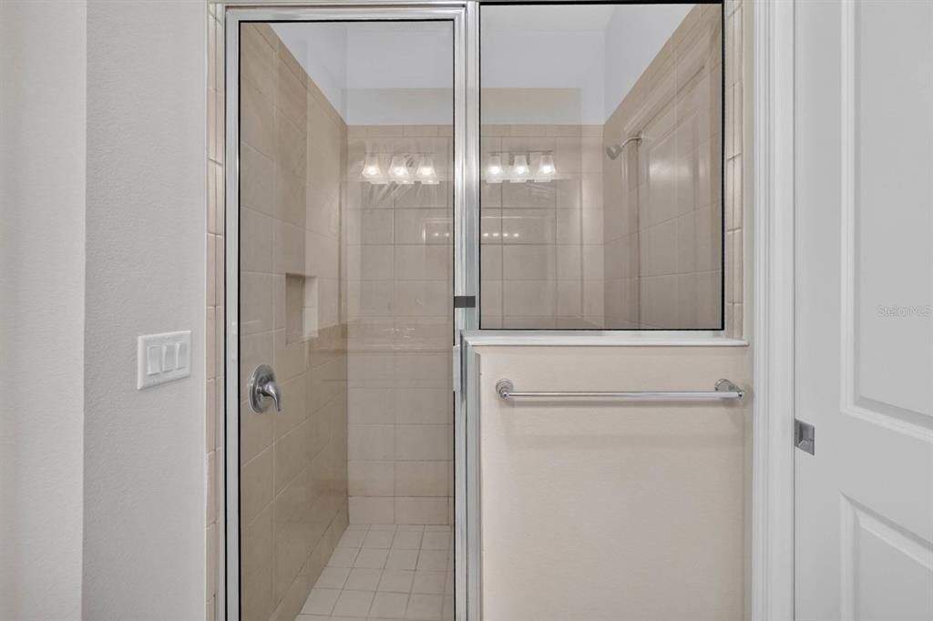 En Venta: $449,900 (2 camas, 2 baños, 1608 Pies cuadrados)
