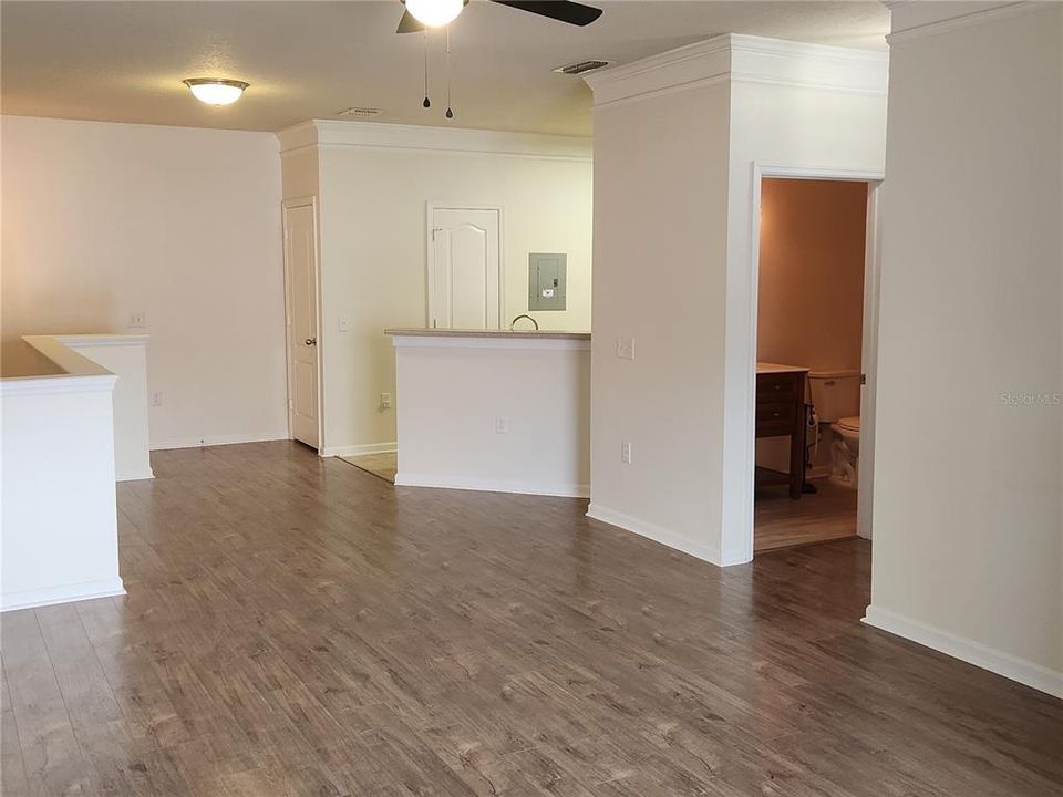 В аренду: $1,600 (1 спален, 1 ванн, 967 Квадратных фут)